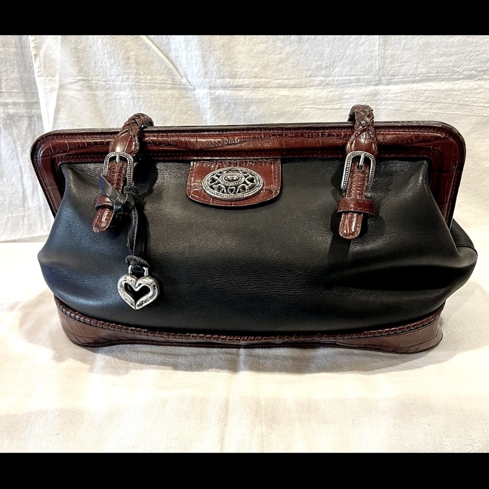 A Beautiful Brighton Pebbled/Croc Embossed Leather Doctor's Bag Crossbody Body - Picture 2 of 11